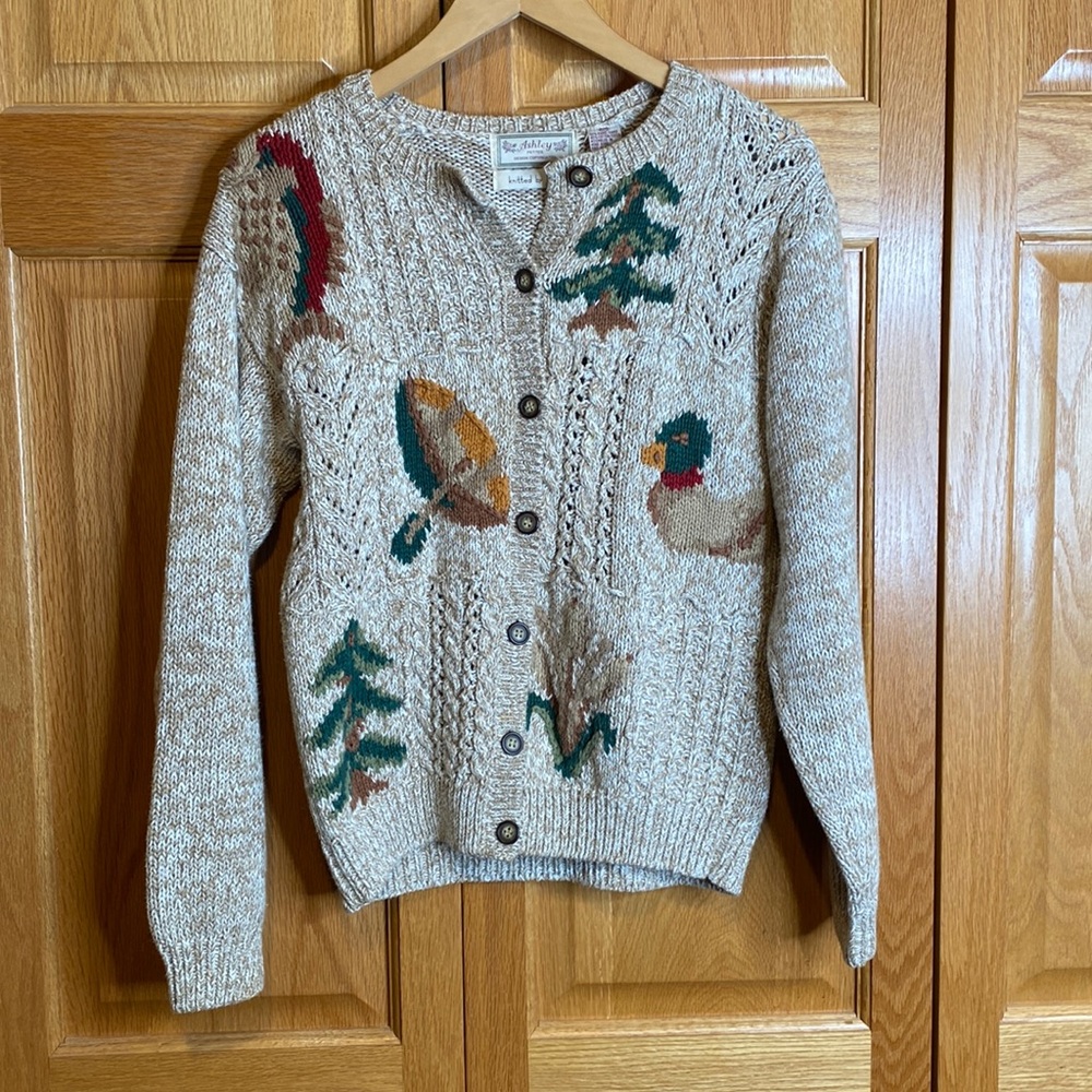 Ashley Vintage Hand Knit cardigan sweater with ducks size Small Petite